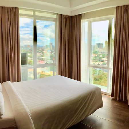 Padgett Place Prime Suites Cebu Exterior photo