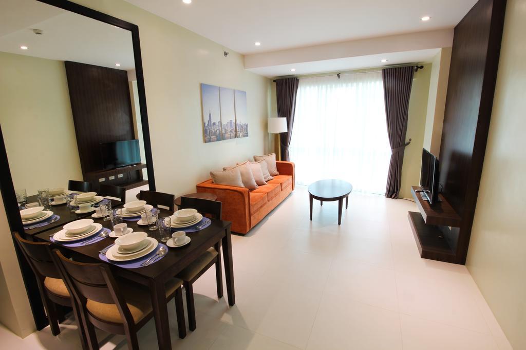 Padgett Place Prime Suites Cebu Exterior photo