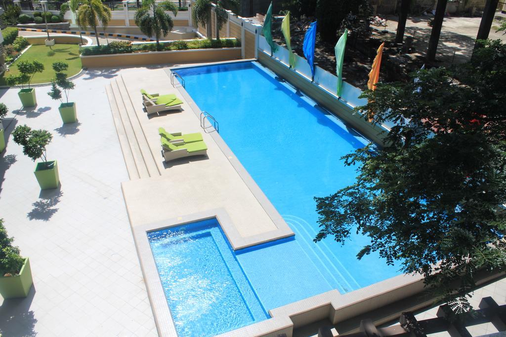Padgett Place Prime Suites Cebu Exterior photo