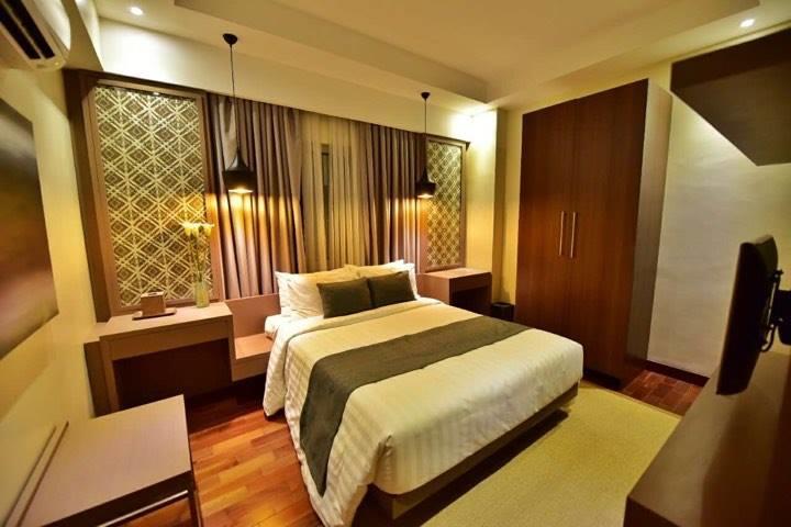 Padgett Place Prime Suites Cebu Exterior photo