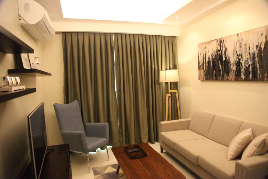 Padgett Place Prime Suites Cebu Exterior photo