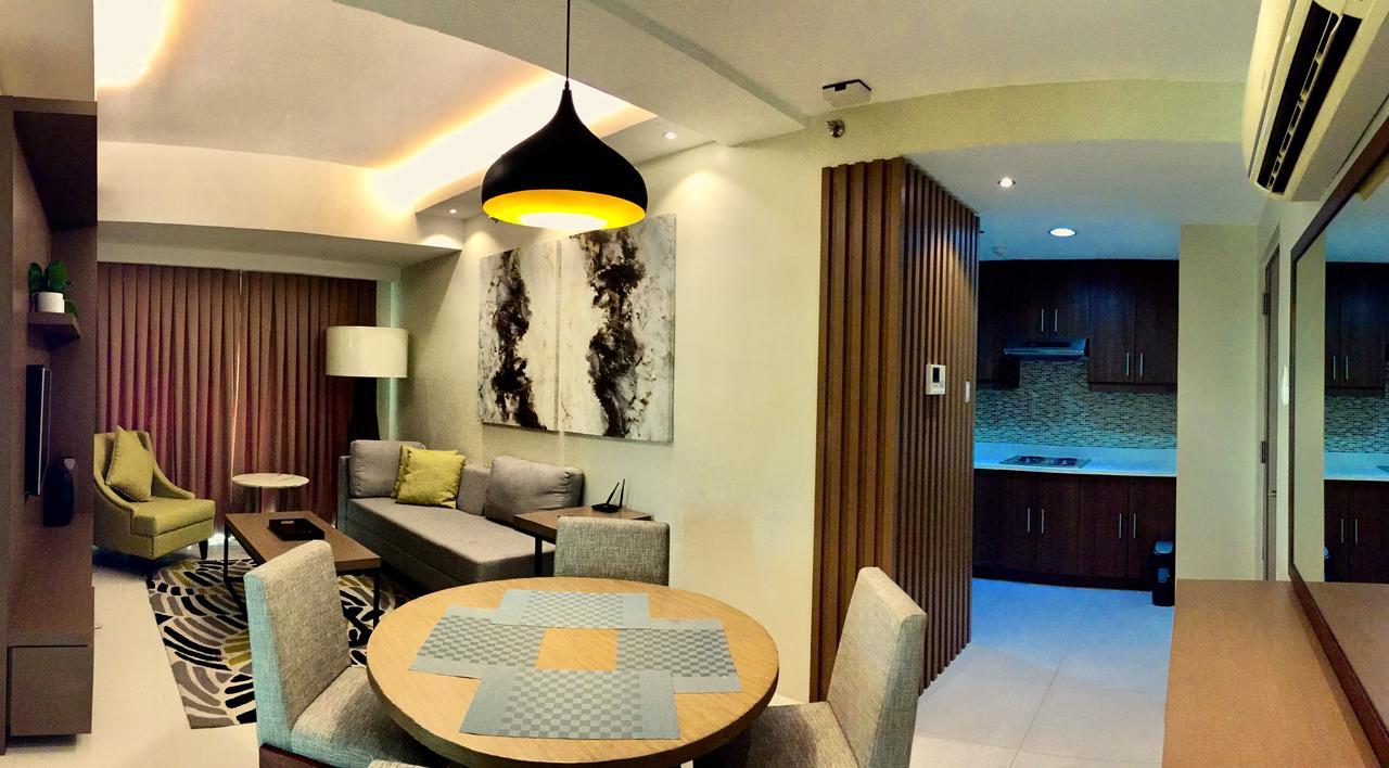 Padgett Place Prime Suites Cebu Exterior photo