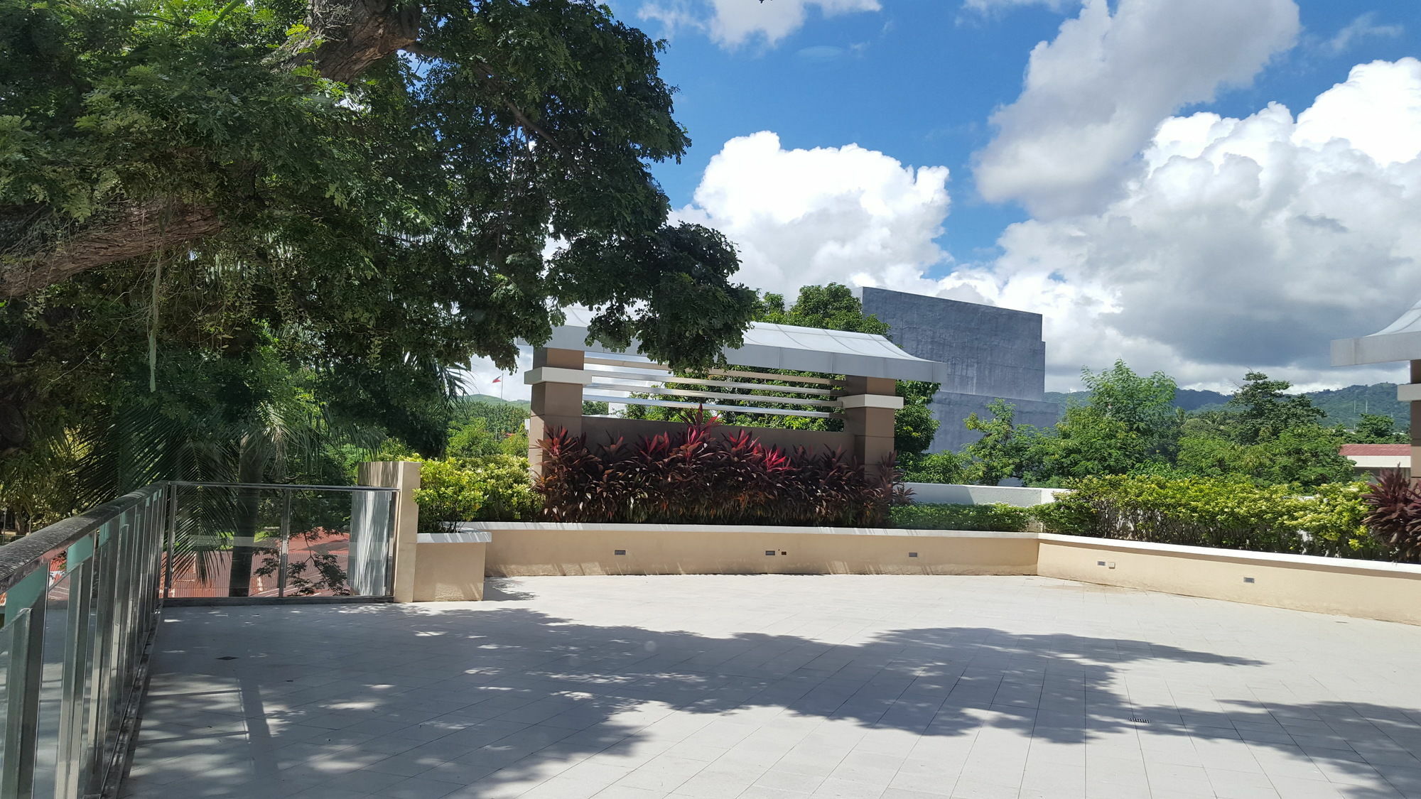Padgett Place Prime Suites Cebu Exterior photo